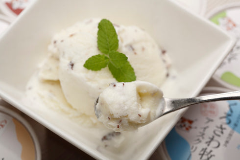 黒沢牧場 牛柄ミルクロールと牧場アイス(ミルク、チョコ) 4個 セット x1