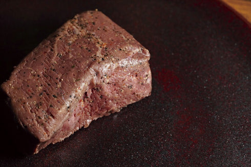 【送料無料】 モンドセレクション金賞受賞 切れてる!ローストビーフ dai-klrb1404【お歳暮 御歳暮 お年賀 御年始 ギフト 贈り物 贈答 プレゼント 内祝い 帰省 クリスマス おうちグルメ 肉 加工品 惣菜 牛肉】