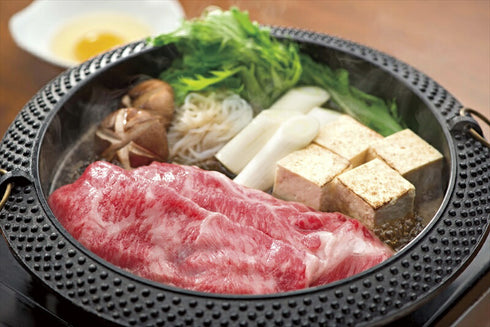 【送料無料】 神戸牛 肩すき焼き400g dai-kks400【ギフト 贈り物 お歳暮 御歳暮 ごあいさつ 年末 年始 クリスマス 内祝い 御祝 御礼 自宅用 牛肉 ビーフ すきやき しゃぶしゃぶ 鍋 ブランド牛 霜降り 兵庫 ごちそう】